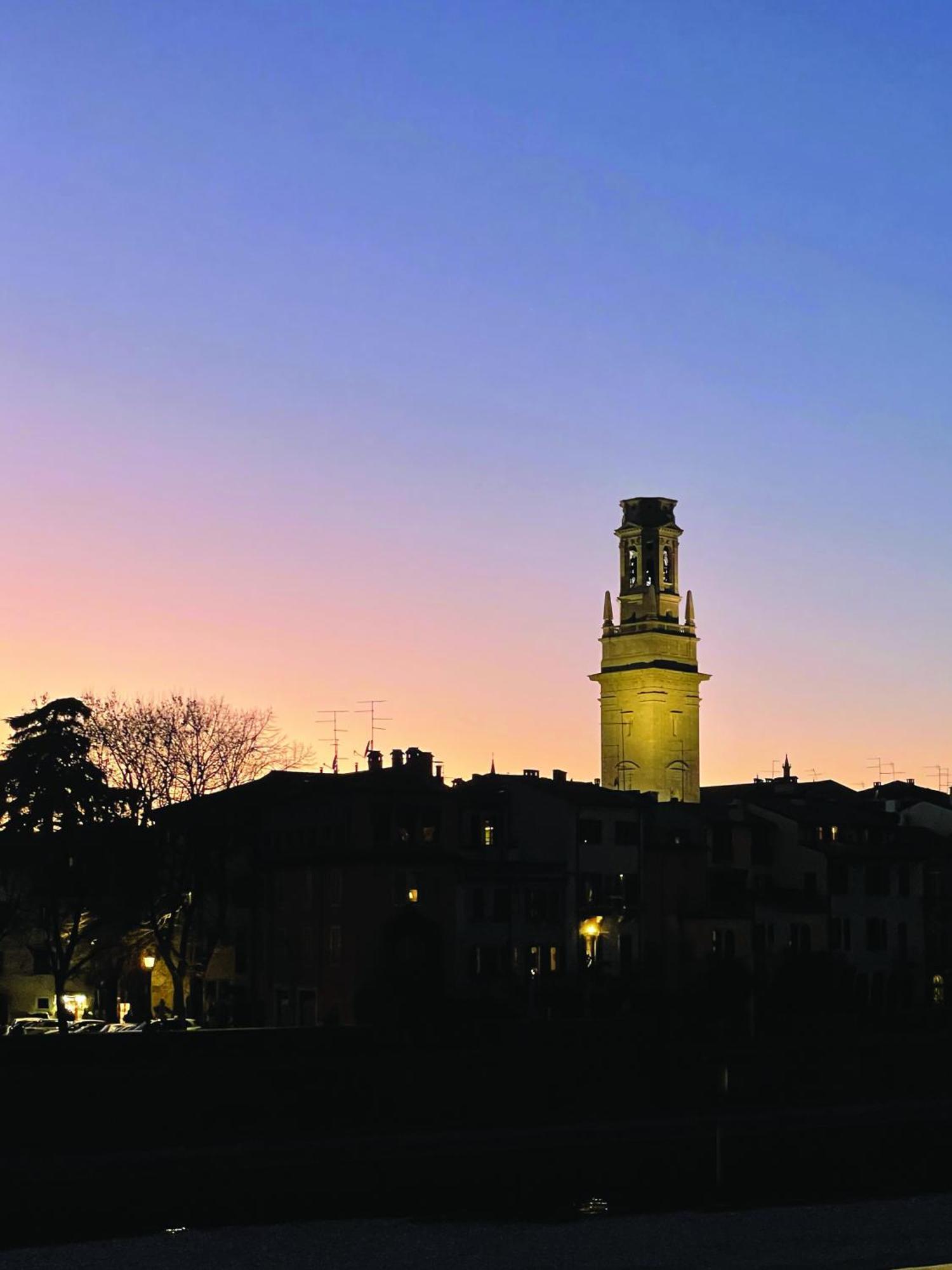 Primavera Al Teatro Romano Верона Екстер'єр фото